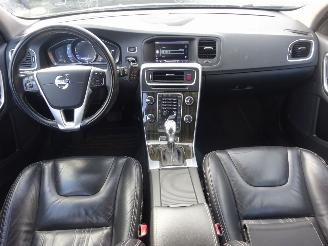 Volvo V-60 D6 AWD Pug-in Hybride, 158kw, Leer, Navi, Schuifdak picture 10