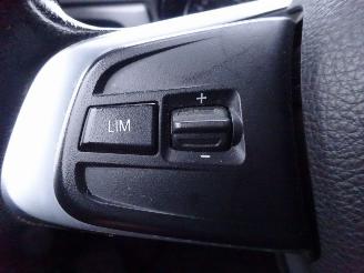 BMW 2-serie 218i Active Tourer Automaat, Navi, Climate & Cruise, Trekhaak picture 18