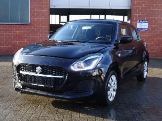 Suzuki Swift Comfort 1.2i Mild-Hybride, Airco, Cruise control, Brake assist picture 2