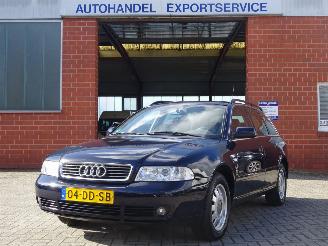 Schadeauto Audi A4 Avant 1.6 Advance 74kw, Navi, Climate & Cruise control, ZEER MOOI !! 1999/6