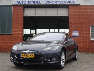 Vaurioauto  passenger cars Tesla Model S Model S 85 2018/6