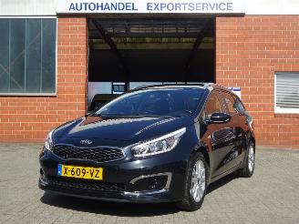 Unfallwagen Kia Cee d Sportswagon 1.0 T-GDi Comfortline, Airco, Cruise, El.pakket 2018/4