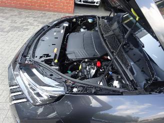 Peugeot e-3008 GT 157kw/214pk, Elektro WLTP 524 km picture 35