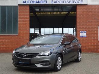 Schadeauto Opel Astra Sports Tourer Elegance 96kw/130pk Euro6, Navi, Airco, Cruise 2022/5