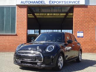 Vaurioauto  passenger cars Mini One 1.5i 75kw Euro6-d, Climate & Cruise, Navi,-MMS, El.Pakket 2022/1