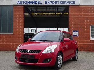 Vaurioauto  passenger cars Suzuki Swift Limited Edition 94pk, Airco, Cruise, 79.000 km ! 2012/11