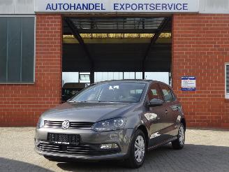 Damaged car Volkswagen Polo 1.0 BMT Trendline, Airco, Radio-MMS, 40.000 km !! 2015/4