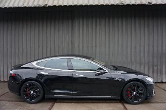 krockskadad bil auto Tesla Model S P85 85kWh 310kW Performance  Panoramadak 2014/6