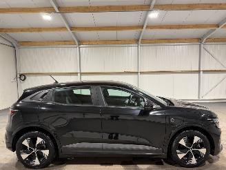 Coche accidentado Renault Mégane 60kWh 160kW Optium Charge Evolution 2023/1