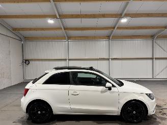 škoda osobní automobily Audi A1 1.2TFSI 63kW Panoramadak S Edition 2012/2