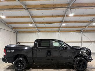 danneggiata veicoli commerciali Dodge Ram 5.7Hemi 295kW Automaat Crew Cab Big Horn 2021/8