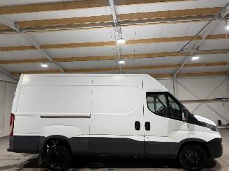 danneggiata veicoli commerciali Iveco Daily 2.3D 100kW Automaat Dubbellucht Camera 352H1 2018/5