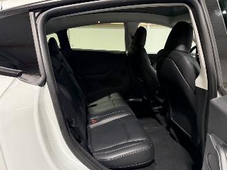 Tesla Model Y 75kWh Long Range AWD 258kW picture 22