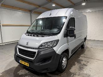 Peugeot Boxer 330 2.2BlueHDI 103kW L2H2 Premium picture 10