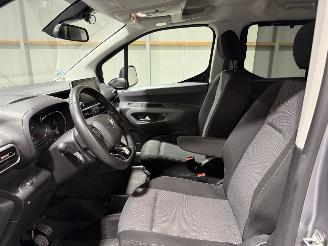 Toyota ProAce CITY INVALIDE ROLSTOELAUTO  1.2Turbo 81kW Active Long picture 31