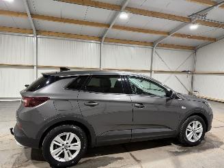 Opel Grandland X 1.2Turbo 96kW Business Elegance picture 5