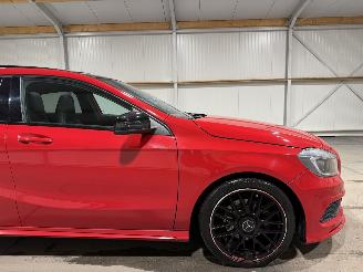 Mercedes A-klasse 180  90kW Automaat Ambition Pano Comfort picture 14
