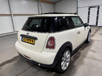 Mini Mini 1.6 72kW Pano Airco One Chili picture 6