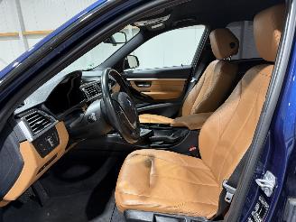 BMW 3-serie 320i 135kW Automaat Luxury Edition picture 14