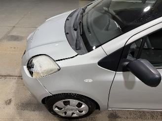 Toyota Yaris 1.0VVTi 51kW Airco Terra picture 17