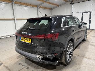 Audi E-tron 95kWh 55Quattro 300kW Advanced Pro Line S picture 6