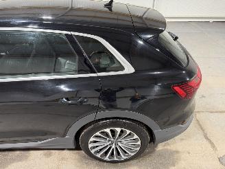 Audi E-tron 95kWh 55Quattro 300kW Advanced Pro Line S picture 17