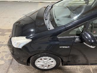 Toyota Prius 1.8 73kW Dynamic Business 7Persoons picture 17