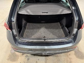 Skoda Octavia 1.5TSI 110kW Clima First Edition picture 32