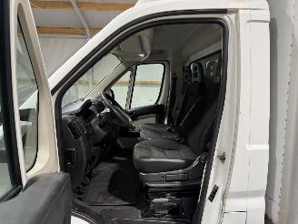 Peugeot Boxer 2.0BlueHDI 120kW Bakwagen picture 13