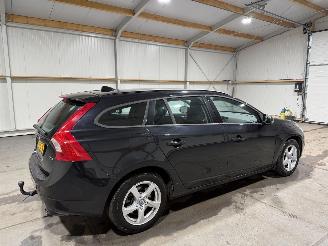 Volvo V-60 1.6T3 110kW Airco Ocean Race picture 5