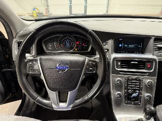 Volvo V-60 1.6T3 110kW Airco Ocean Race picture 15