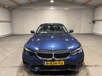 BMW 3-serie 318i 115kW Automaat Business Edition picture 4