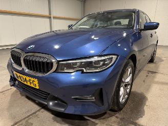 BMW 3-serie 318i 115kW Automaat Business Edition picture 24