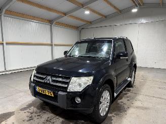 Mitsubishi Pajero 3.2DID 125kW Automaat Invite High Roof AT HRV picture 10