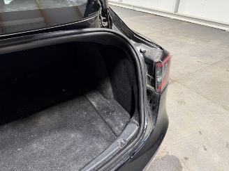 Tesla Model 3 75kWh Long Range 258kWh AWD picture 26