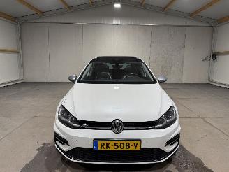 Volkswagen Golf 1.5TSI 110kW Automaat Business R Pano Highline picture 4