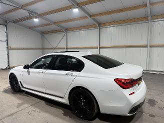 BMW 7-serie 740i 240kW Automaat Schuifkantel High Executive Luchtvering picture 11