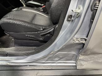 Mitsubishi Outlander 2.0 89kW PHEV LPG Executive Edition X-Line picture 14