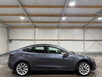 damaged passenger cars Tesla Model 3 75 kWh Long Range 258kW AWD 2019/1