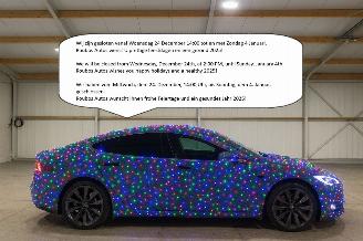 uszkodzony samochody osobowe Audi Rs6 GESLOTEN MET KERST 2025/12