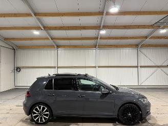  Volkswagen Golf 1.4TSI 110kW Automaat Highline Pano Business R 2017/6
