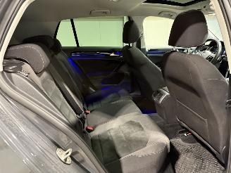 Volkswagen Golf 1.4TSI 110kW Automaat Highline Pano Business R picture 44