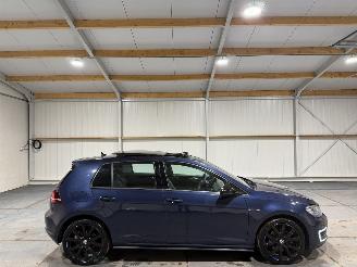 Schadeauto Volkswagen Golf GTE 1.4TSI 110kW Automaat Pano 2015/9