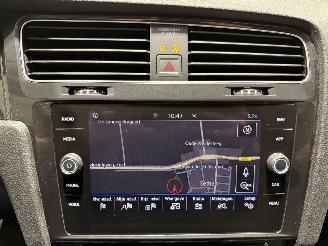 Volkswagen Golf 1.6TDI 85kW Airco Navi Comfortline picture 17