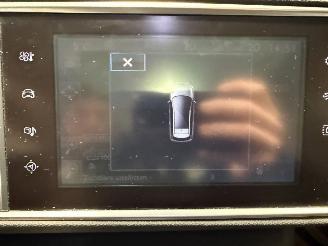 Peugeot 308 2.0BlueHDI 110kW Blue Lease Premium picture 19