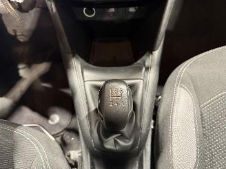 Peugeot 208 1.2VTi 60kW Clima Envy picture 20