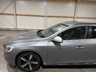 Volvo V-60 2.0D4 140kW Automaat SUMMUM picture 13