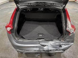 Volvo V-60 2.0D4 140kW Automaat SUMMUM picture 41