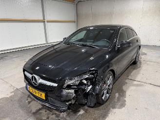 Mercedes Cla-klasse 180d  Automaat AMG Business Solution Shootingbrake picture 10
