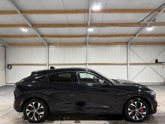 Schadeauto Ford Mustang 98kWh 248kW Extended AWD 2021/6